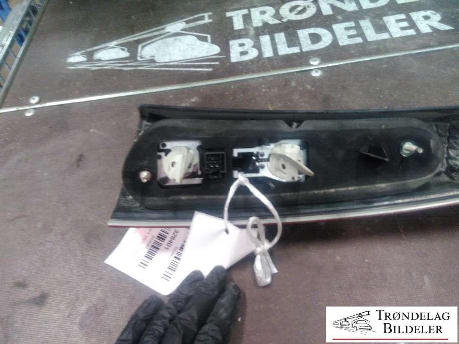 Baklykt venstre øvre til Volvo V70 2005-2007 (Type II, Fase 2)  (9483688|)