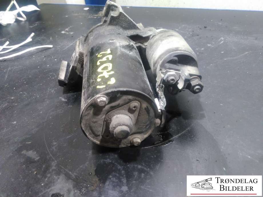 Starter diesel til BMW 5-Serie 2010-2017 (F10/F11) (F10/F11) (12 41 8 570 238|)