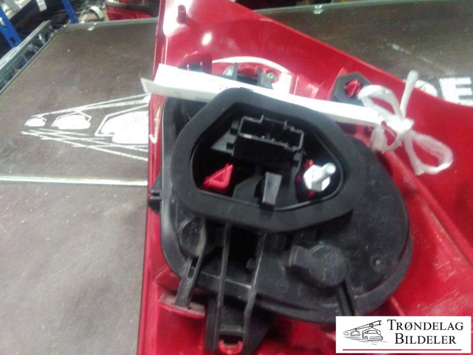 Baklykt venstre ytre til Peugeot 208 2012-2019 (Type I)  (96 726 282 80|)
