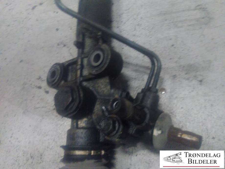 Tannstang til Toyota Hiace 2007-2012 (Fase 3)