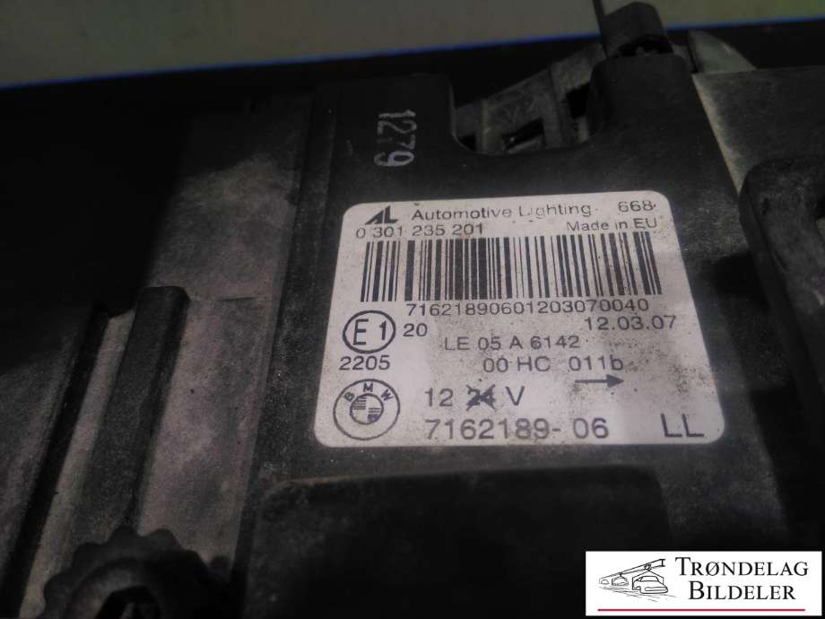 Frontlykt venstre halogen til BMW X3 2007-2010 (Fase 2) (E83) (E83) (63 12 7 162 189|7162189-06|)
