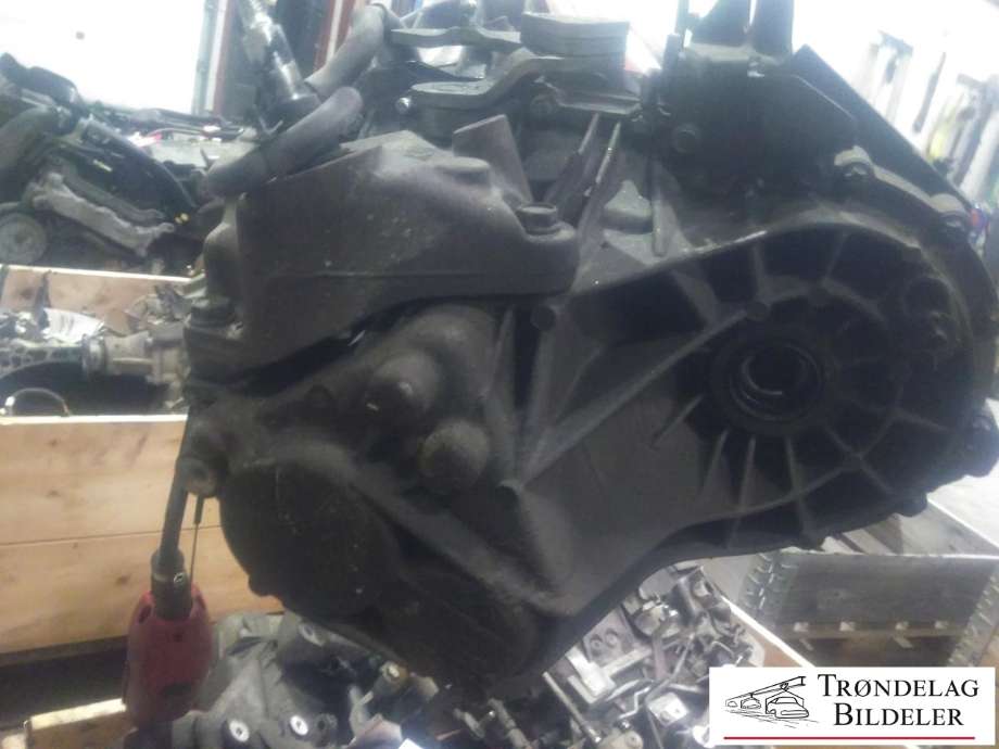 Girkasse manuell 6-trinn til Nissan NV200 2010-2019  (32010-00Q4K|)