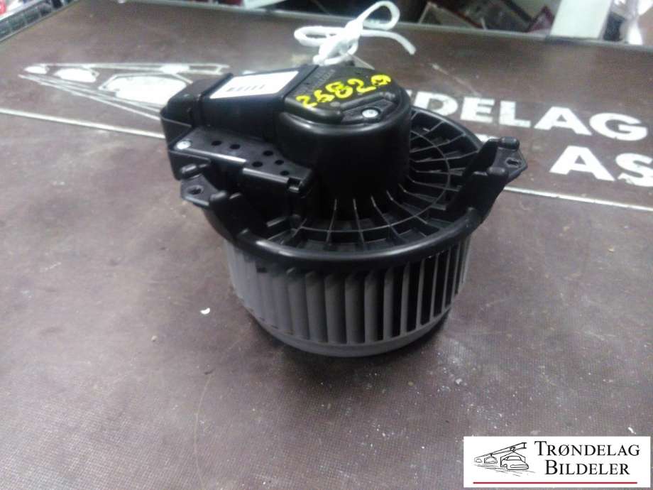 Varmeapparat motor til Toyota Avensis, 2015-2019 (Type III, Fase 2) (AV272700-810)
