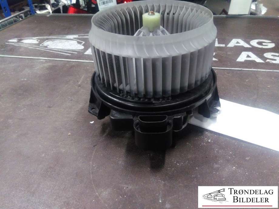 Varmeapparat motor til Toyota Avensis 2015-2019 (Type III, Fase 2) (AV272700-810|)