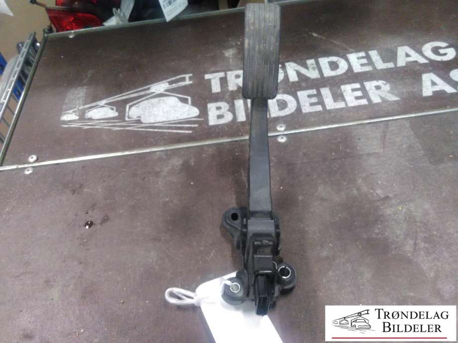 Pedal gass til Mitsubishi Outlander 2010-2012 (Type II, Fase 2)  