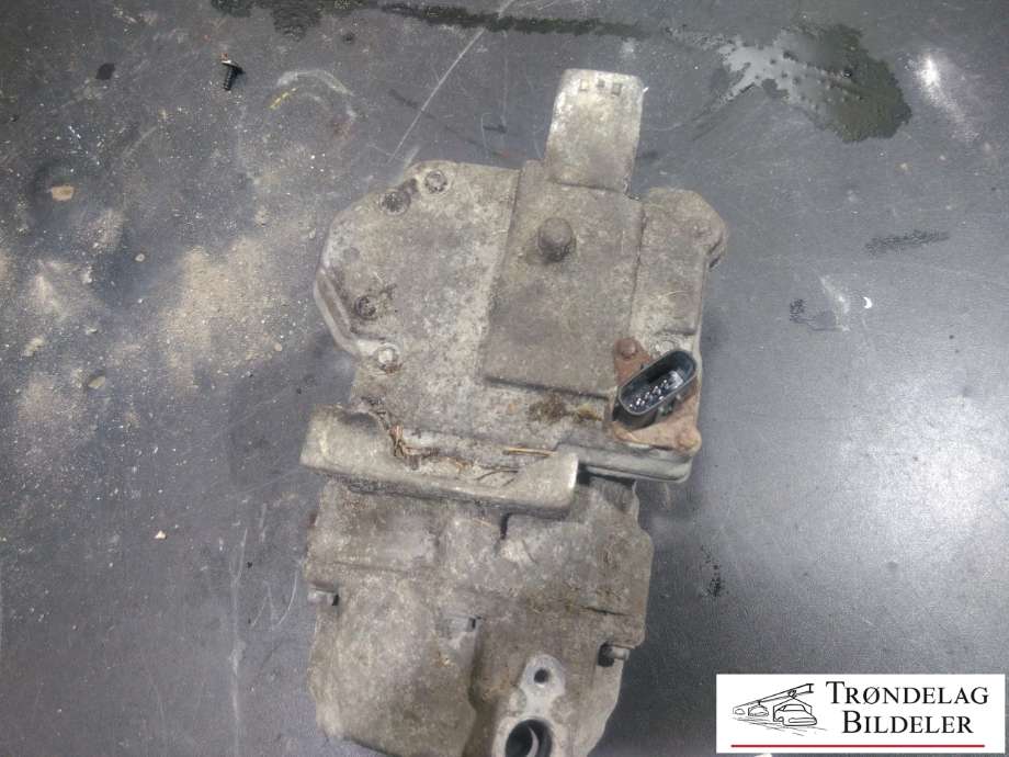 Aircondition kompressor hybrid til Toyota Auris 2010-2012 (Type I, Fase 2) (DENSO|88370-47033|042200-1330|88370-47030|88370-47031|88370-47032|51-0895|ACP994|042200-0420)