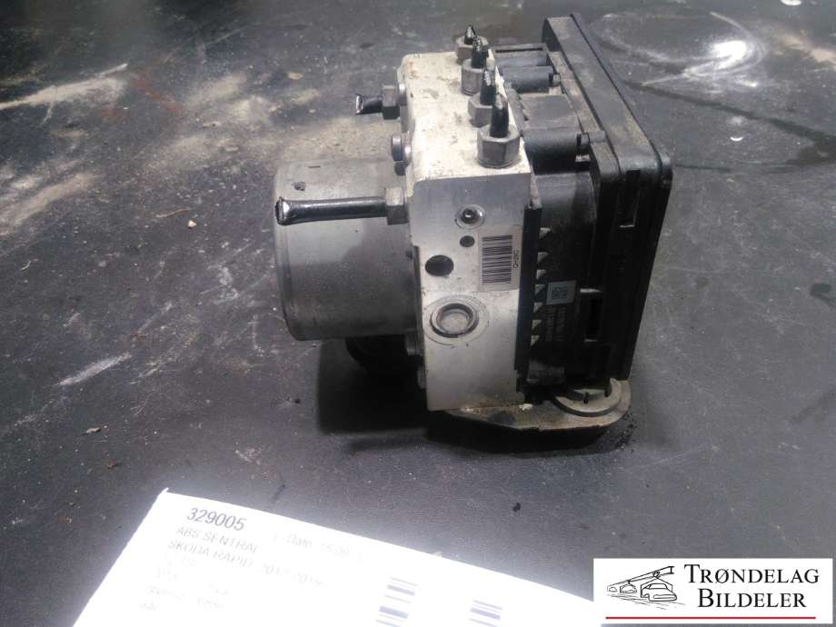 ABS sentral til Škoda Rapid 2012-2019  (6R0 614 517 BK|)