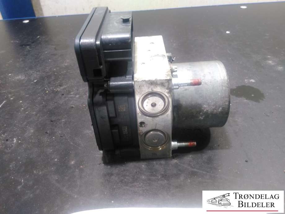 ABS sentral til Toyota Avensis 2015-2019 (Type III, Fase 2)  (2265106455|)