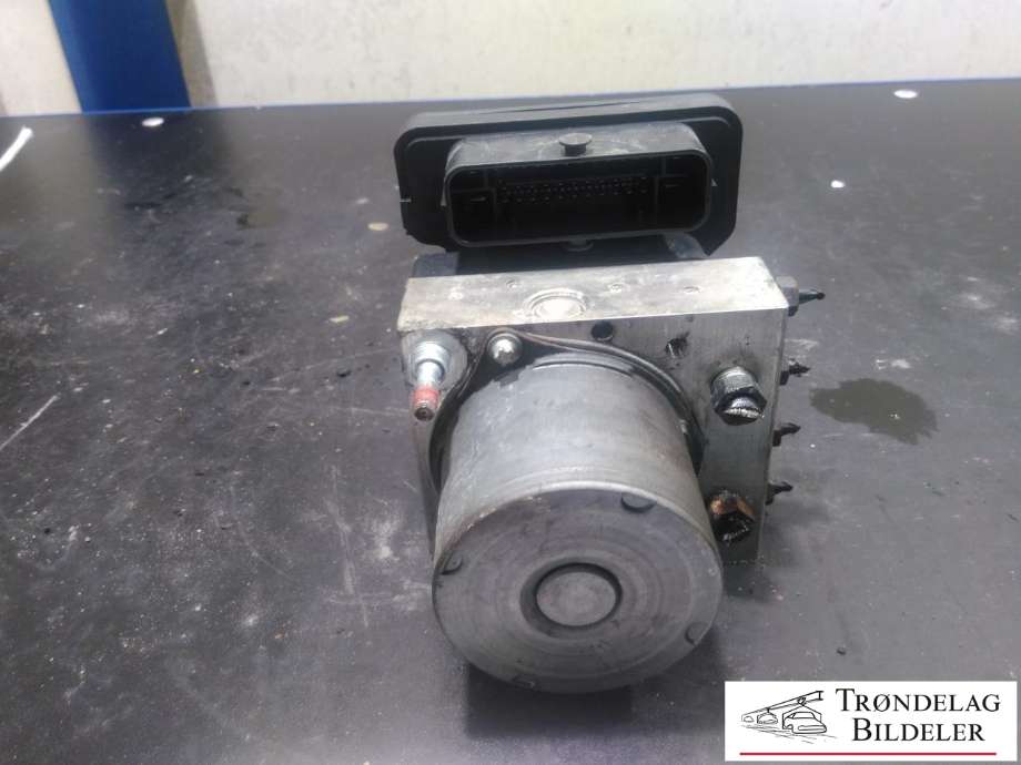 ABS sentral til Toyota Avensis 2015-2019 (Type III, Fase 2)  (2265106455|)