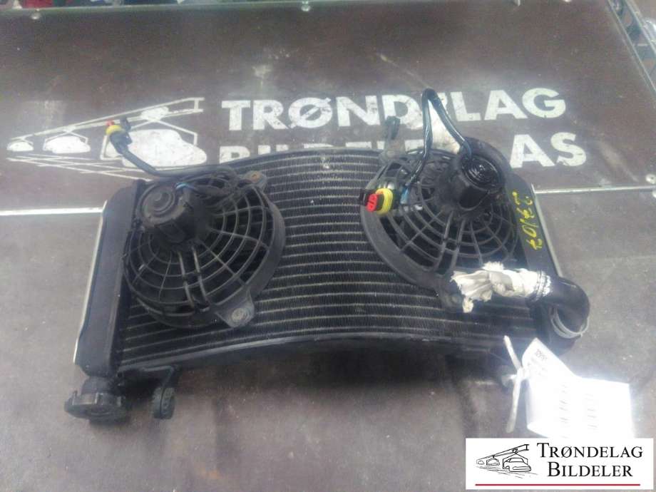 Radiator (manuell gir) til MC Ducati Monster 600/750/900, 1993-2002  (45360)