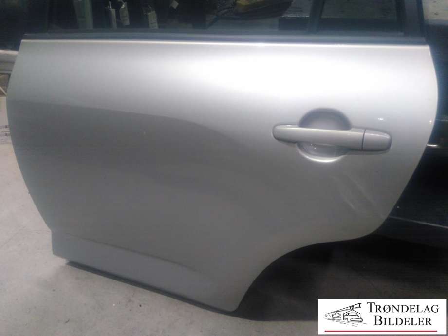 Dør venstre bak til Toyota RAV4 2009-2013 (Type III, Fase 2) (67004-0R030|)