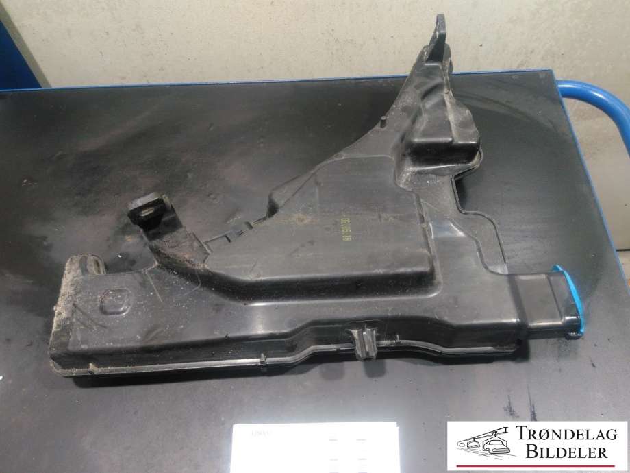 Spylertank til Audi A4, Allroad 2016-->> (Type II) (B9) (B9) (8W0 955 451 L|)