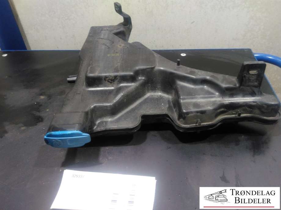 Spylertank til Audi A4, Allroad 2016-->> (Type II) (B9) (B9) (8W0 955 451 L|)