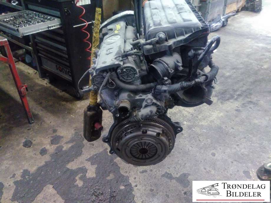 Motor bensin til VW Polo 2005-2009 (Type IV, Fase 2)  (036 100 038 L |036 100 039 Q|036 100 038 LX|BUD|)