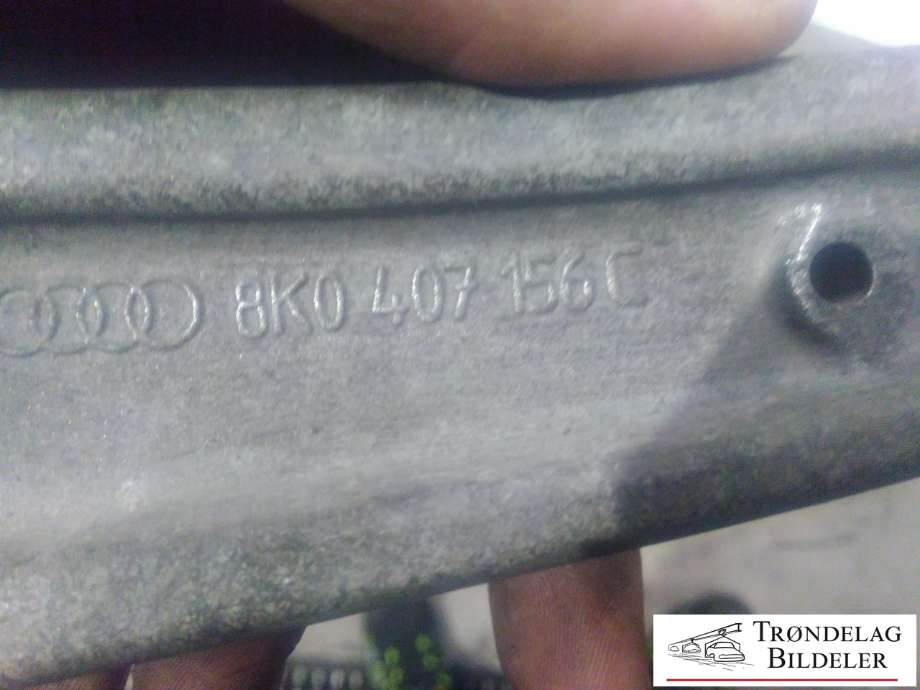 Bærebru høyre foran nedre til Audi A6 2014-2018 (Type IV, Fase 2) (C7) (C7) (8K0407156C|)