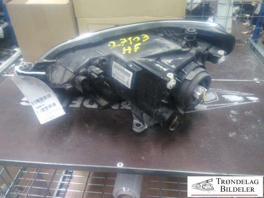 Frontlykt høyre halogen til VW E-Up 2013-2019  (1S1941016N|)
