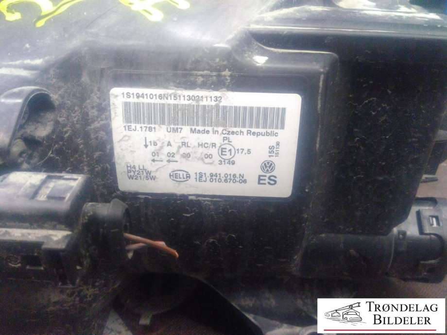 Frontlykt høyre halogen til VW E-Up 2013-2019  (1S1941016N|)