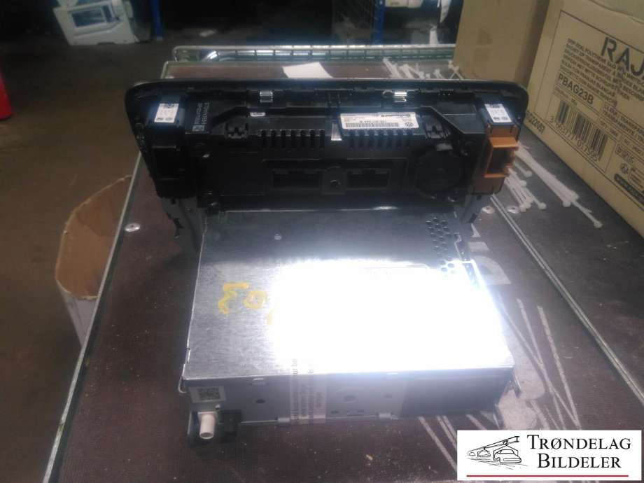 Bilstereo navigasjon betjeningspanel til VW E-Up 2013-2019  (CONTINENTAL|12E907044B|)