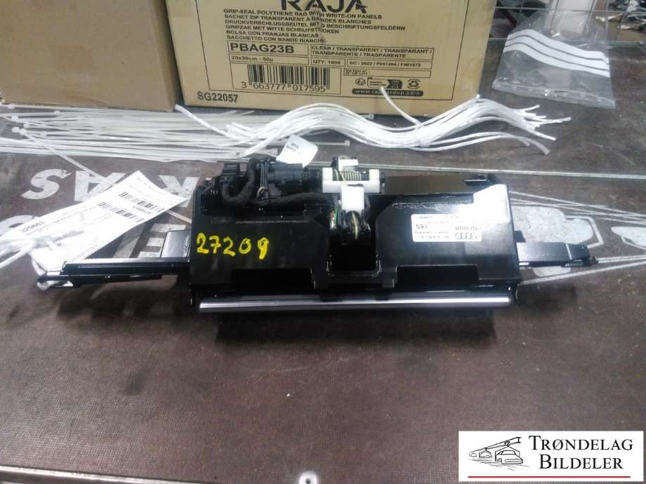 Bilstereo navigasjon skjerm til Audi A6 2011-2014 (Type IV, Fase 1) (C7) (C7) (4G1 919 601 N|917911-110|)