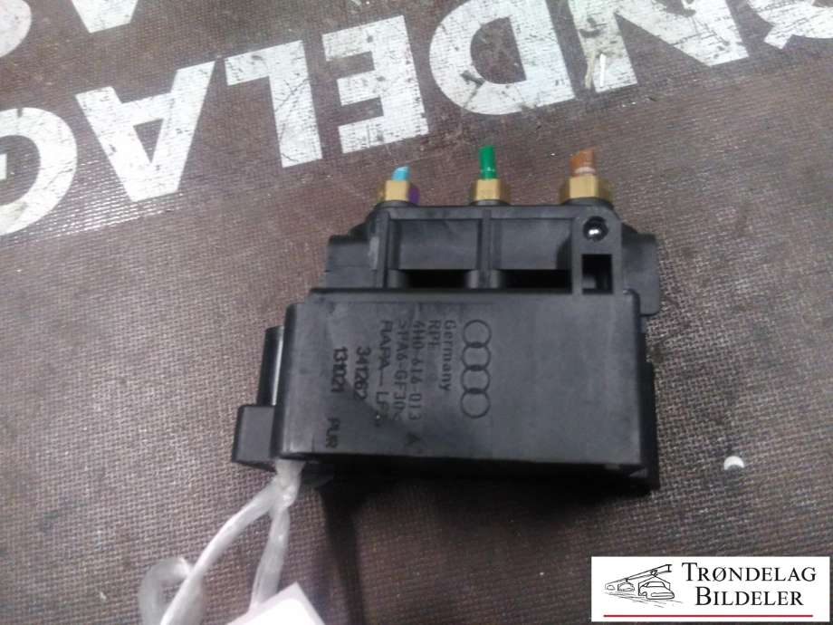 Ventilblokk luftfjæring til Audi A6 2011-2014 (Type IV, Fase 1) (C7) (C7) (4H0 616 013 A|)