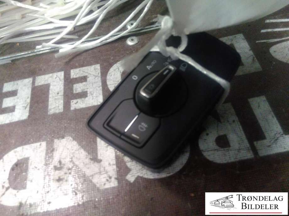 Bryter lys til VW Passat 2015-2019 (Fase 1) (B8) (B8) (3G0 941 633 J|)