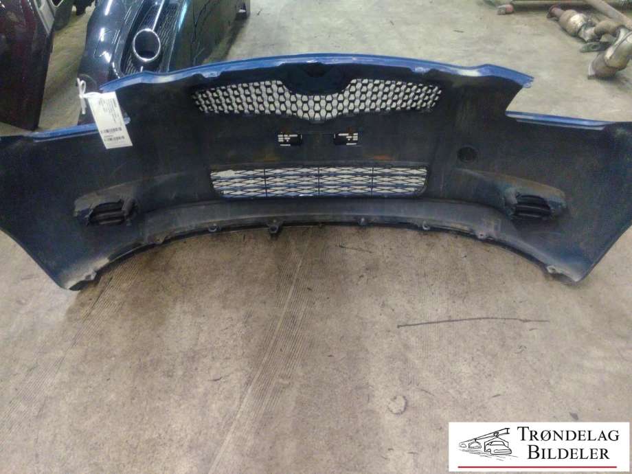 Støtfanger foran til Toyota Yaris 2006-2009 (Type II, Fase 1)  (52119-0D977|)