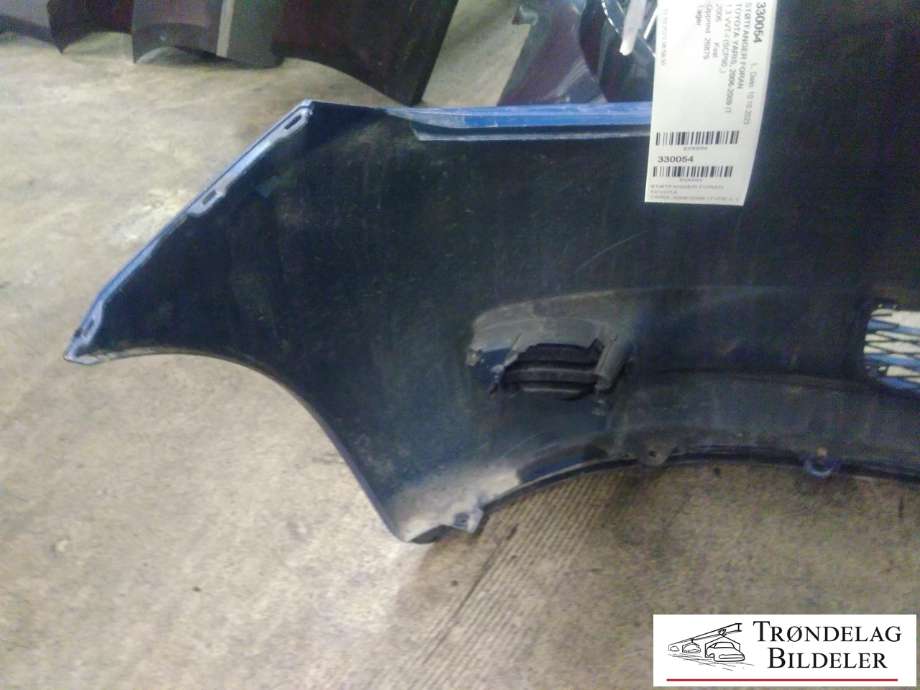 Støtfanger foran til Toyota Yaris 2006-2009 (Type II, Fase 1)  (52119-0D977|)