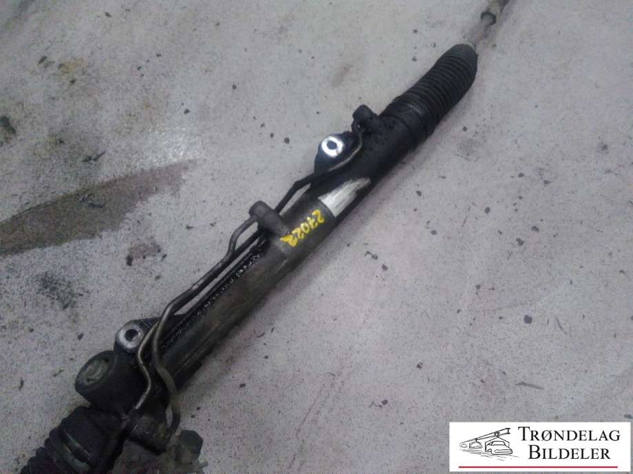 Tannstang til BMW 5-Serie 2003-2010 (E60/E61) (E60/E61) (32 10 5 A4B CE0|)