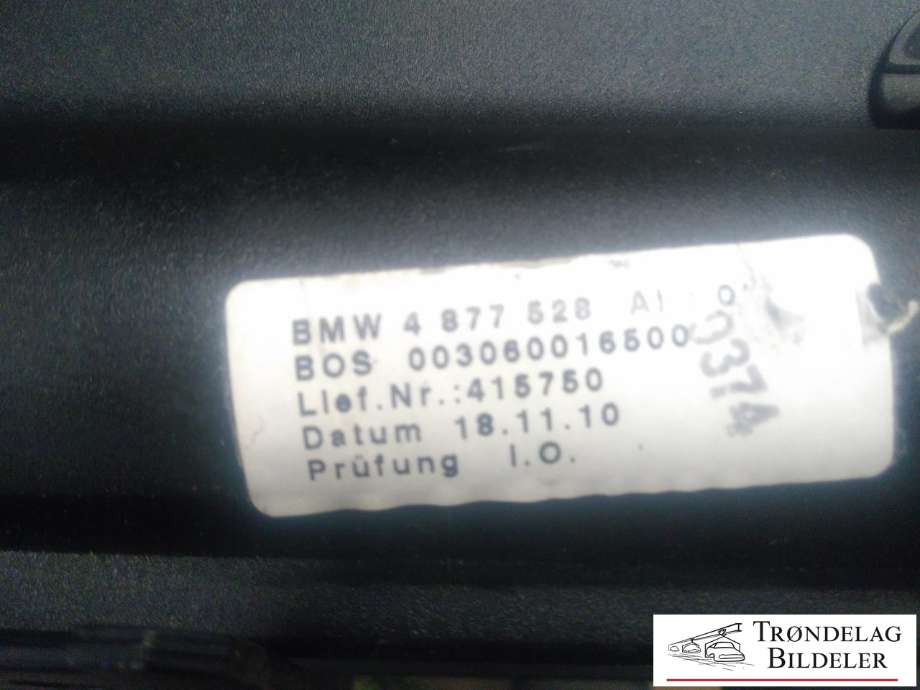 Bagasjerom rollon til BMW 5-Serie 2010-2017 (F10/F11) (F10/F11) (4877528|003060016500|)