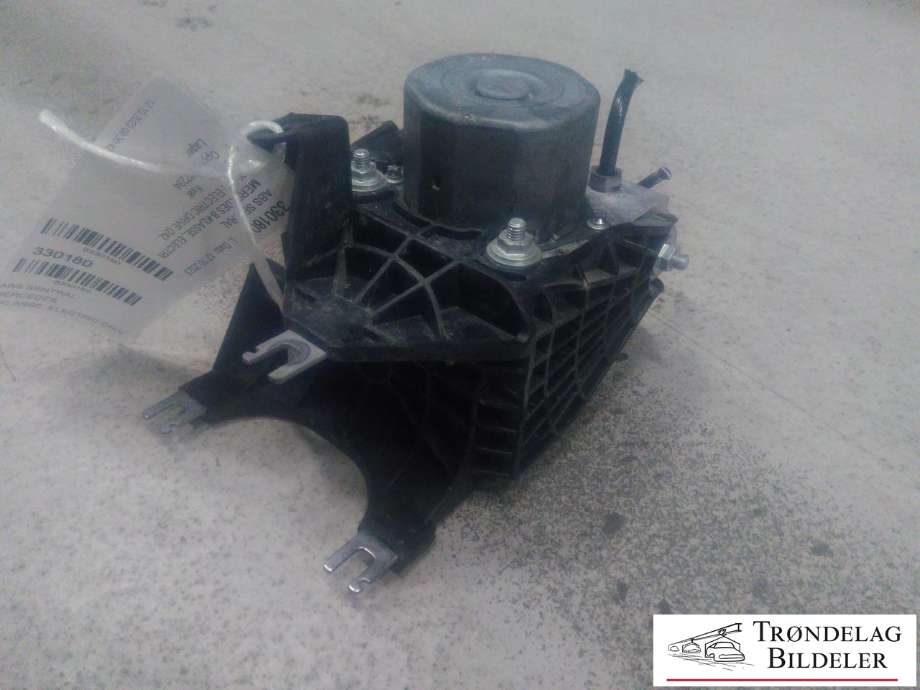 ABS sentral til Mercedes B-Klasse, electric drive 2014-2018 (W242) (W242) (A2424310812|)