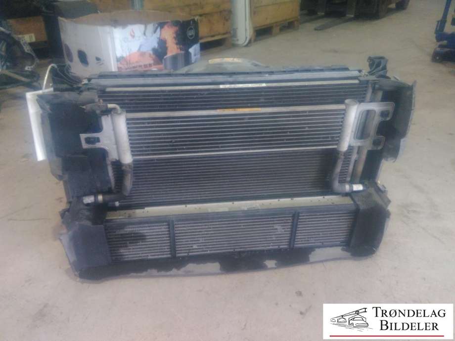 Radiatorpakke til Mercedes B-Klasse, electric drive 2014-2018 (W242) (W242) (A2465000354|A2049066802|A2465000603)