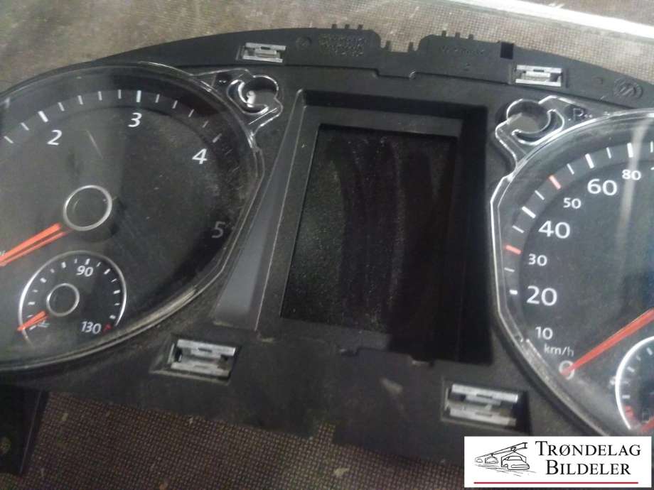 Instrumentpanel til VW Passat 2011-2015 (B7) (B7) (3AA 920 870 A|)