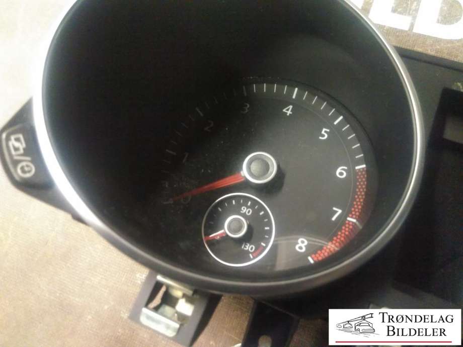 Instrumentpanel til VW Golf VI 2008-2012  (5K0 920 873|)