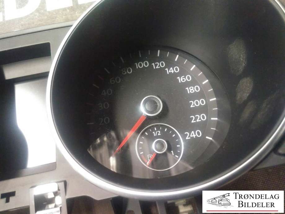 Instrumentpanel til VW Golf VI 2008-2012  (5K0 920 873|)