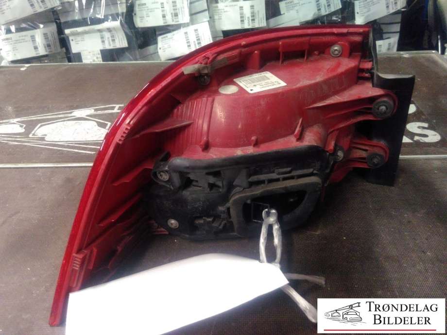 Baklykt høyre ytre til VW Passat 2011-2015 (B7) (B7) (3AF 945 096 C|)