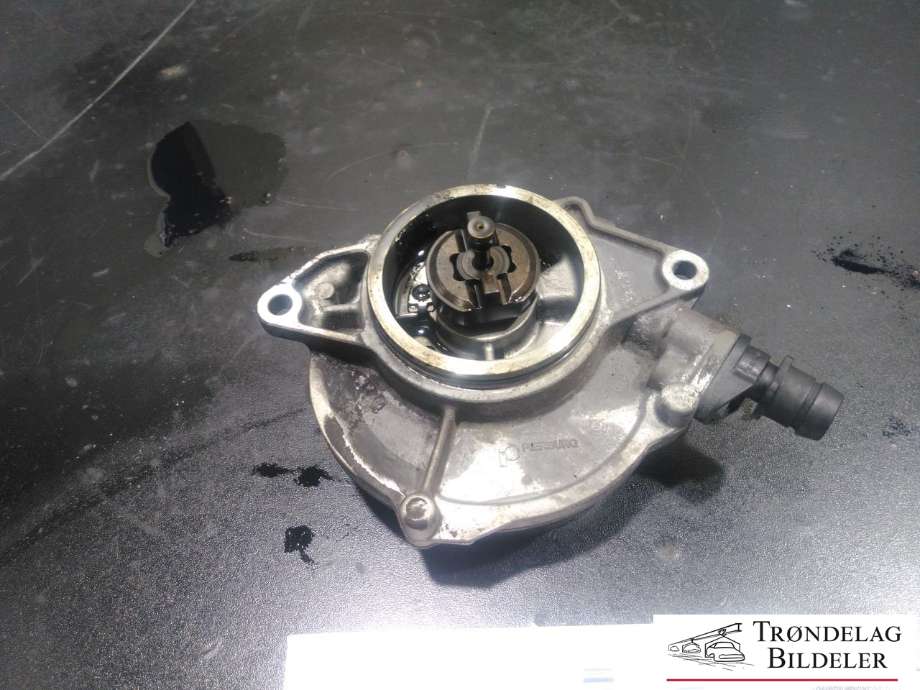 Vakuumpumpe til Audi Q7 2006-2010 (Type I, Fase 1) (06K145100B|06K145100CC|06K 145 100 P|06K 145 100 AE|06K 145 100 AB)