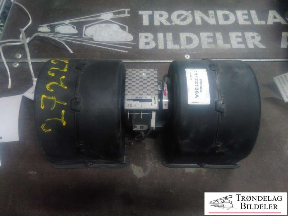 Aircondition diverse til Mercedes Sprinter 2013-2018 (Fase 2) (906) (906) (SPHEROS|11122136A|)