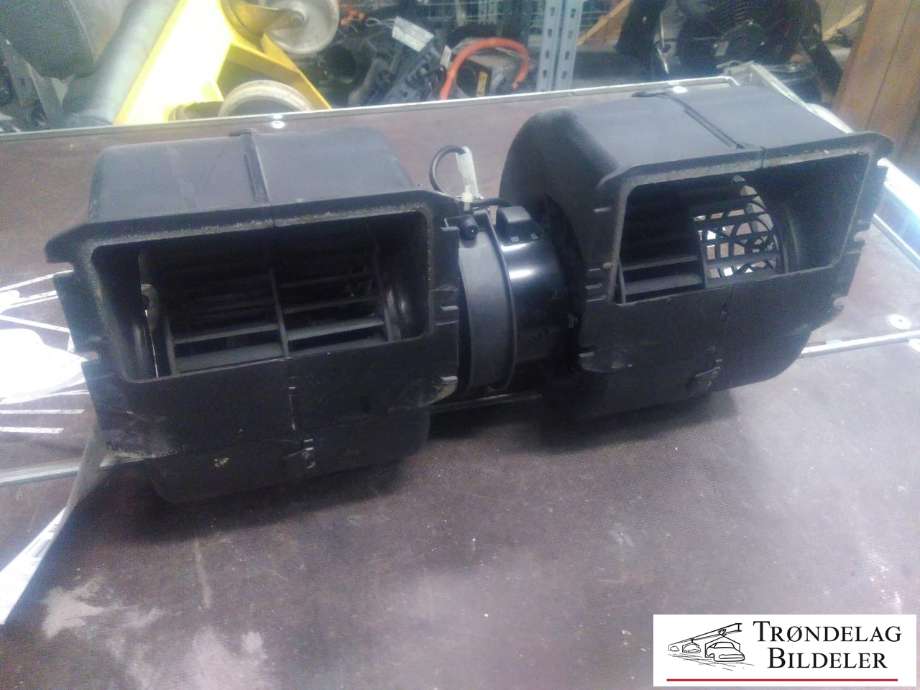 Aircondition diverse til Mercedes Sprinter 2013-2018 (Fase 2) (906) (906) (SPHEROS|11122136A|)