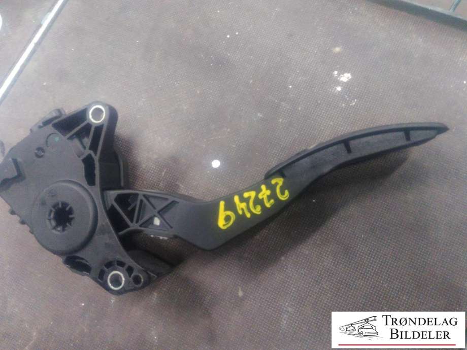 Pedal gass til Nissan Qashqai 2014-2021 (Type II)  (180024BAOB|6PV00997815|)