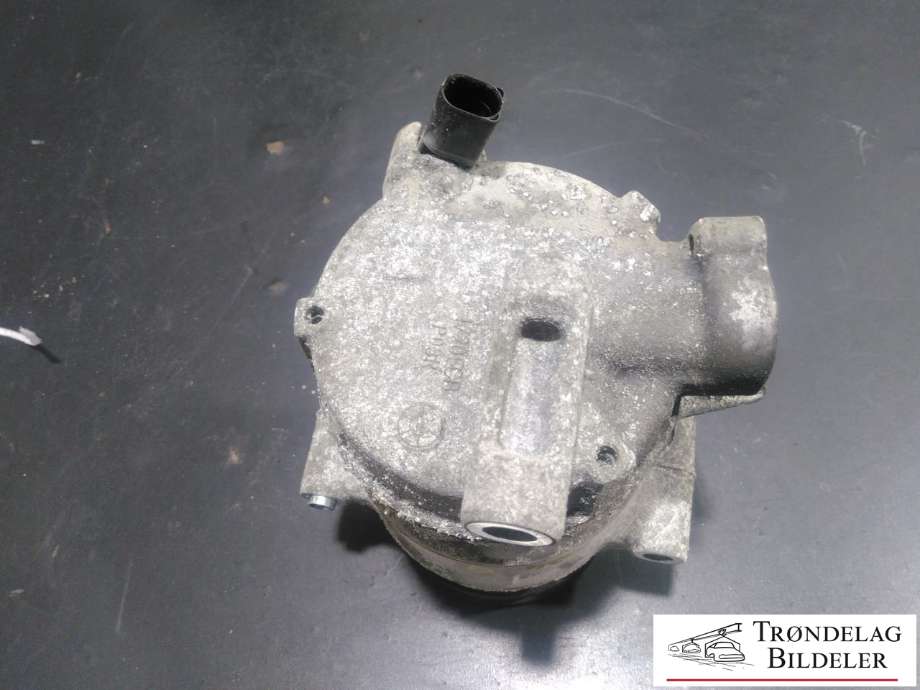 Aircondition kompressor til Škoda Octavia 2013-2016 (Type III, Fase 1) (SANDEN|5Q0820803F|5Q0820803K|890632|5Q0820803D|5Q0820803J|5Q0820803G|1K0820803A|1K0820803B|1K0820803H|1K0820803K|1K0820803L|1K0820803M|5Q0820803M|5Q0 820 803 C|1K0820803J|1K0820803N|1K0820803P|1K0820803Q|1K0820803S|5K0820803|5K0820803A|5K0820803B|5K0820803C|5K0820803D|5K0820803E|5K0820803F|5K0820803G|5K0820803H|5K0820803J|5K0820803K|5N0820803|5N0820803A/B|5N0820803C|5N0820803D|5N0820803H)