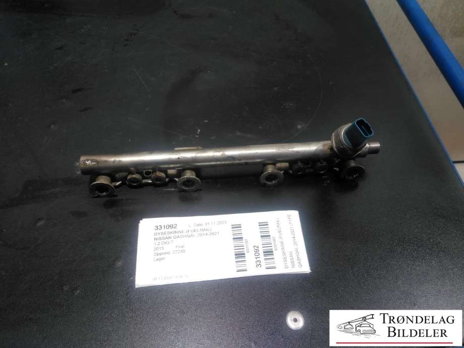 Dyseskinne (fuelrail) til Nissan Qashqai, 2014-2021 (Type II) (1752000Q4A)