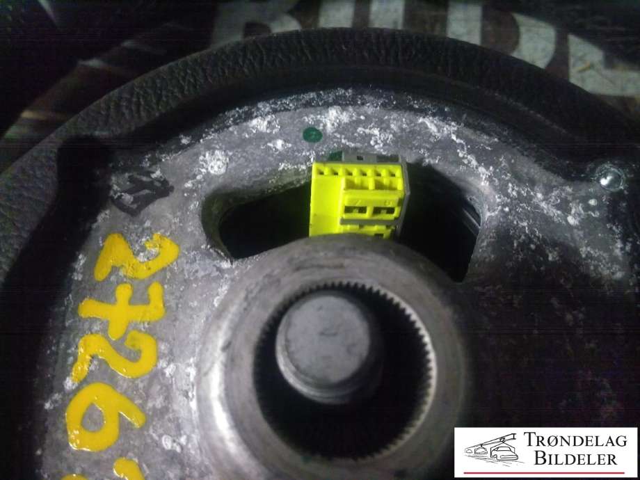 Ratt til BMW 3-Serie 2005-2011 (E90/E91/E92/E93) (E90/E91/E92/E93) (32 30 2 157 307|32 30 6 884 672|)