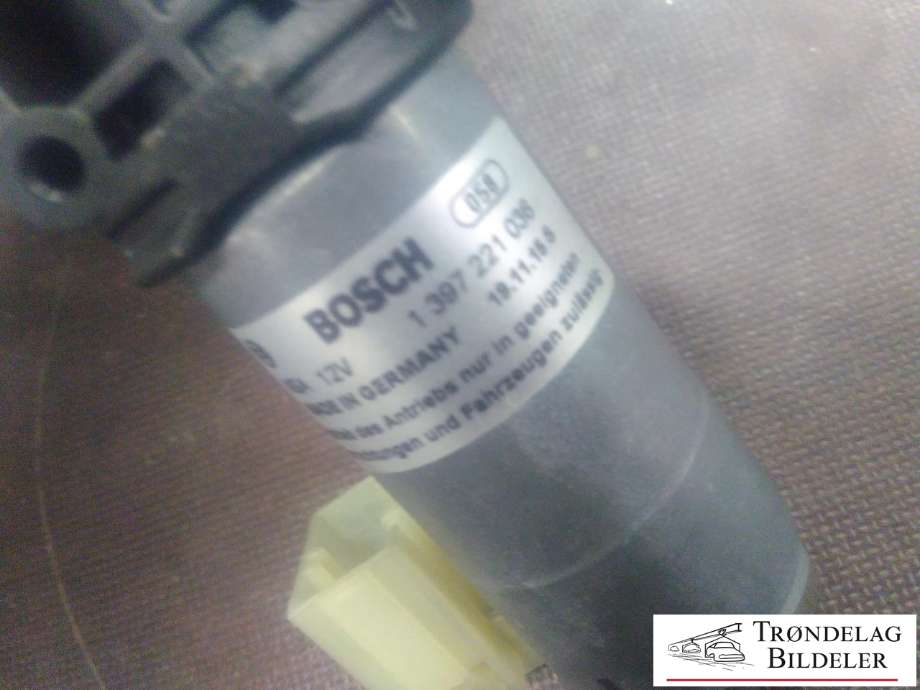 Baklukeåpner motor til Audi A6 2014-2018 (Type IV, Fase 2) (C7) (C7) (BOSCH|4G9 827 851 E|4G9 827 851 H|)