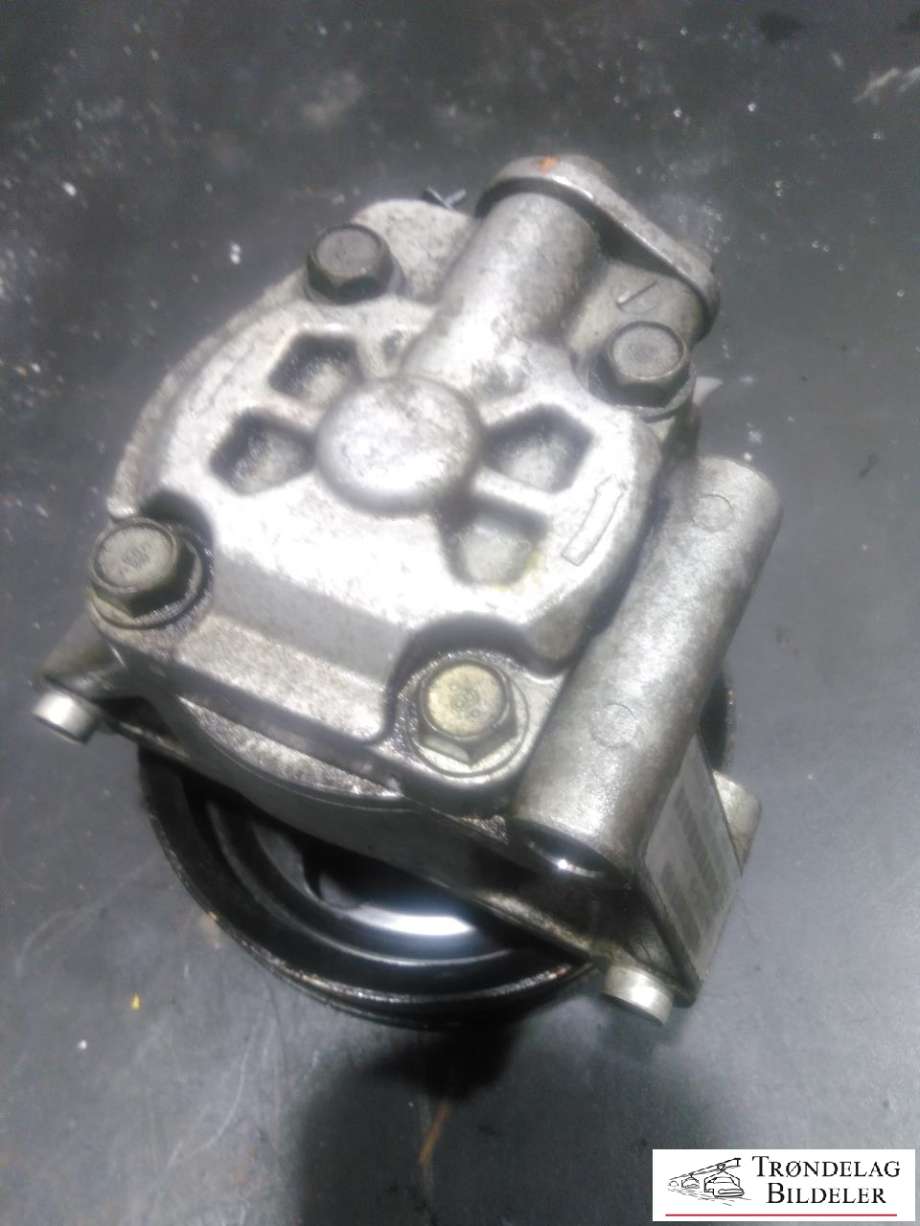 Servo pumpe mekanisk til Volvo V70 2007-2013 (Type III, Fase 1) (7G91 3A696 HA|)