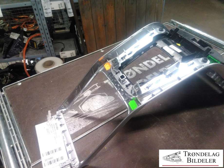 Dashbord diverse til Volvo V70 2014-2016 (Type III, Fase 2)