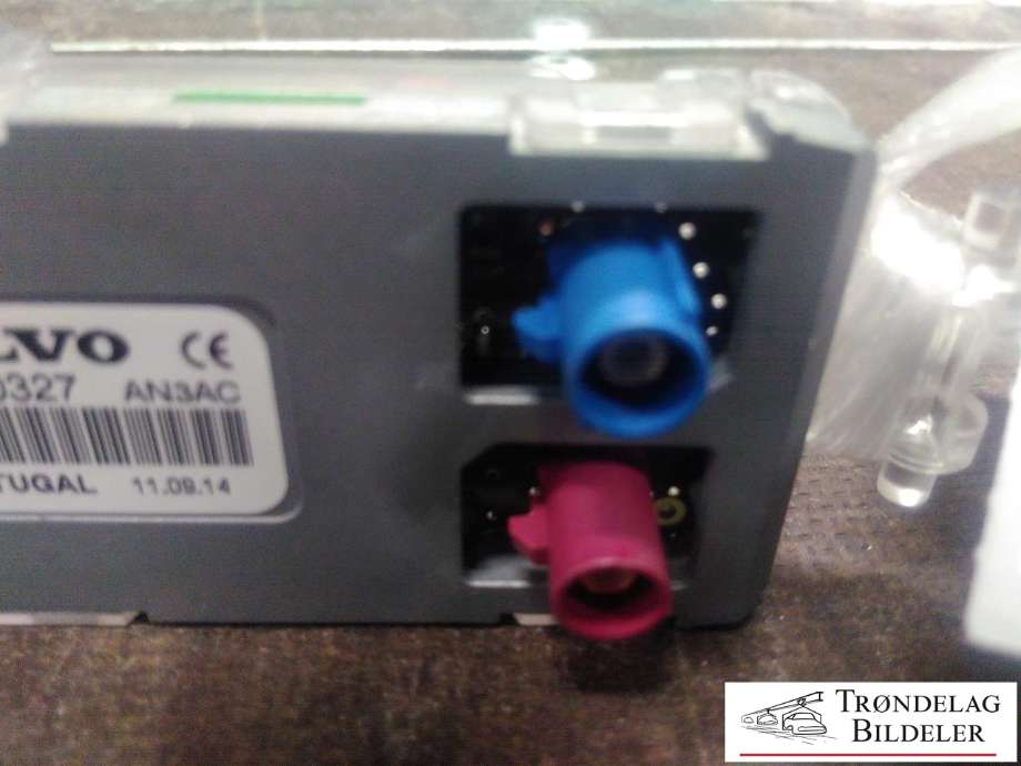 Antenne til Volvo V70 2014-2016 (Type III, Fase 2)  (VOLVO|31210327|)