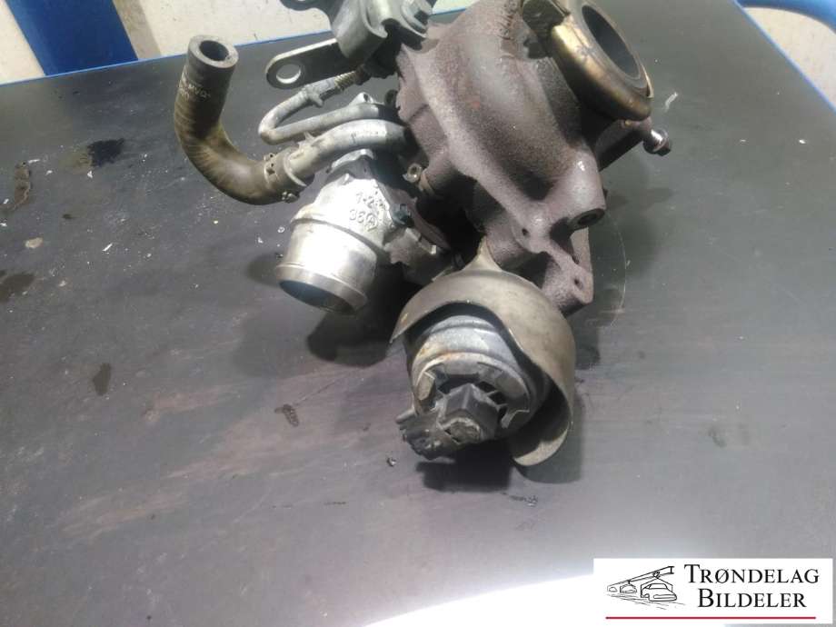 Turbo til Ford Mondeo 2011-2014 (Type IV, Fase 2)  (9M5Q-6K682-BB|9M5Q-6K682-BA|9M5Q-6K682-AA|9M5Q-6K682-AB|9M5Q-6K682-AC|1682002|1724673|1789087|1809624|1811167|1827407|1959470|1864631|1866871|)