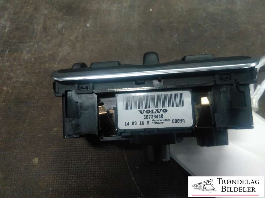 Bryter lys til Volvo V70 2014-2016 (Type III, Fase 2)  (VOLVO|30739448|)