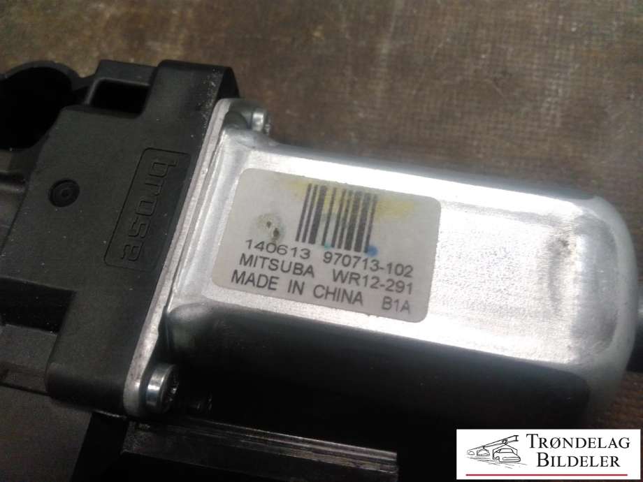 Ruteheis, kun motor, venstre foran til Volvo V70 2014-2016 (Type III, Fase 2)  (970713-102|)