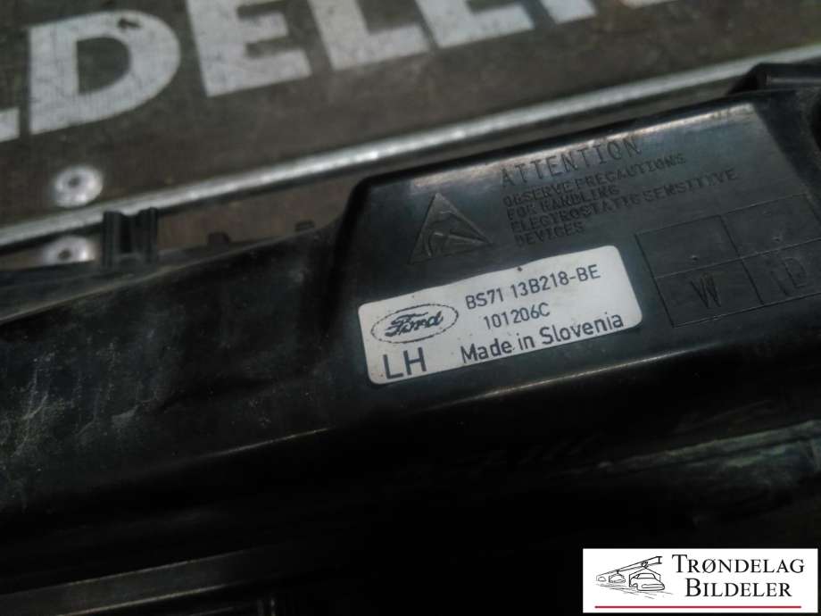 Kjørelys led venstre foran til Ford Mondeo 2011-2014 (Type IV, Fase 2) (BS71-13B218-BE|)